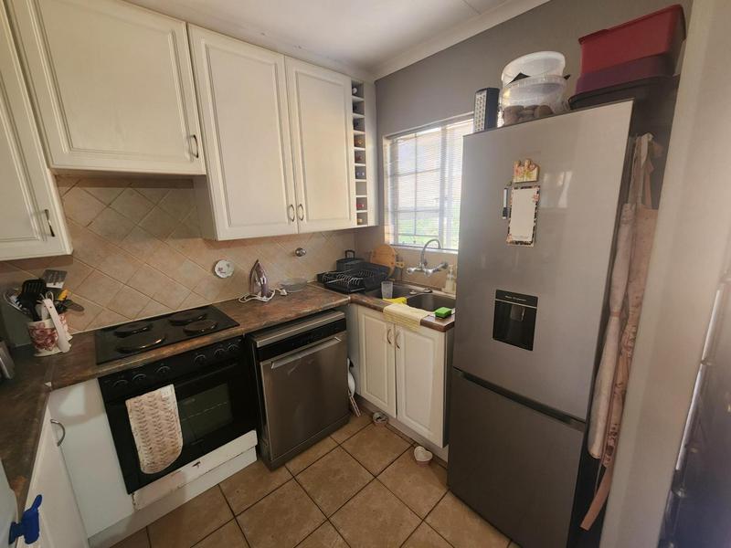 2 Bedroom Property for Sale in Highveld Gauteng