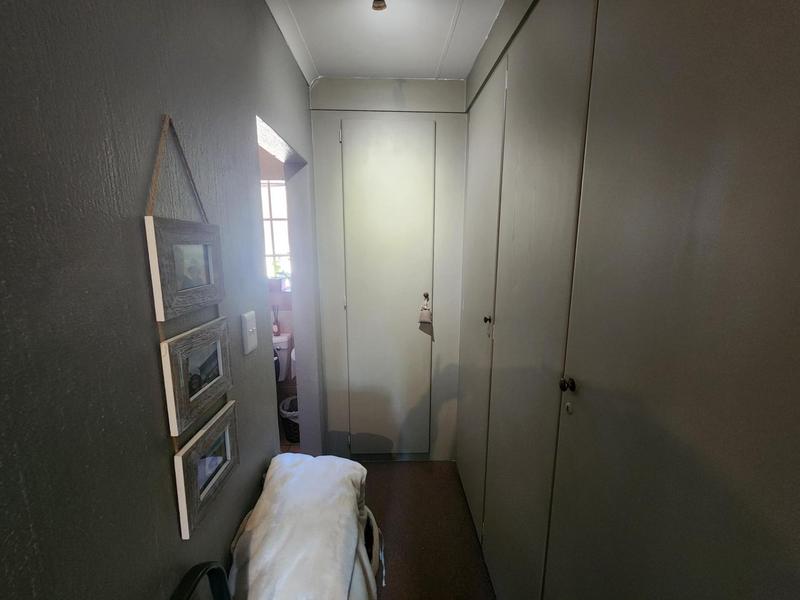 2 Bedroom Property for Sale in Highveld Gauteng