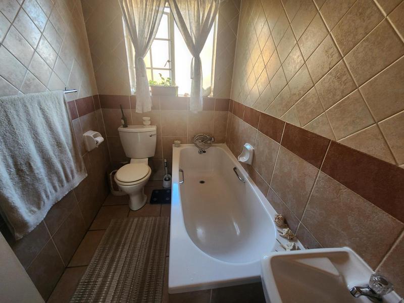 2 Bedroom Property for Sale in Highveld Gauteng
