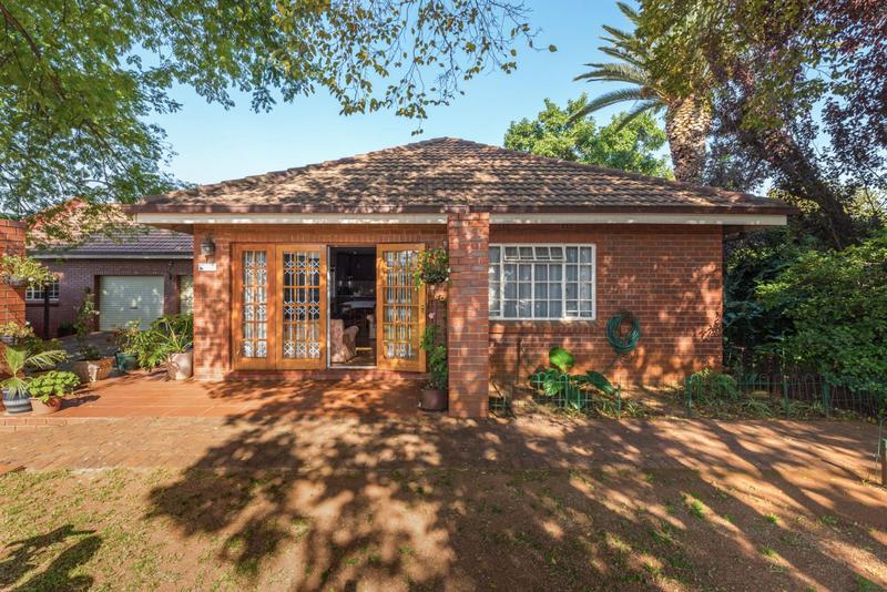 4 Bedroom Property for Sale in South Kensington Gauteng