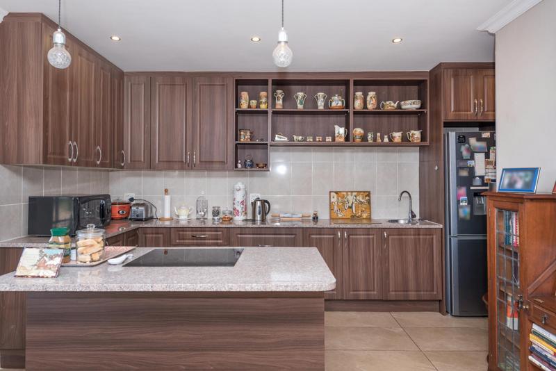 4 Bedroom Property for Sale in South Kensington Gauteng