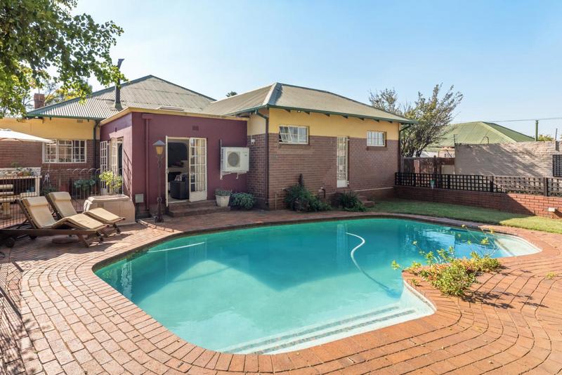 4 Bedroom Property for Sale in South Kensington Gauteng