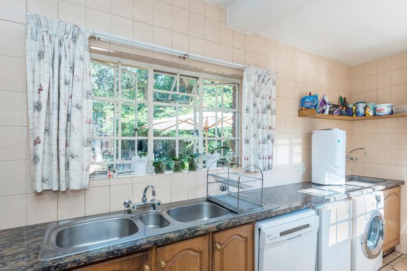 4 Bedroom Property for Sale in South Kensington Gauteng