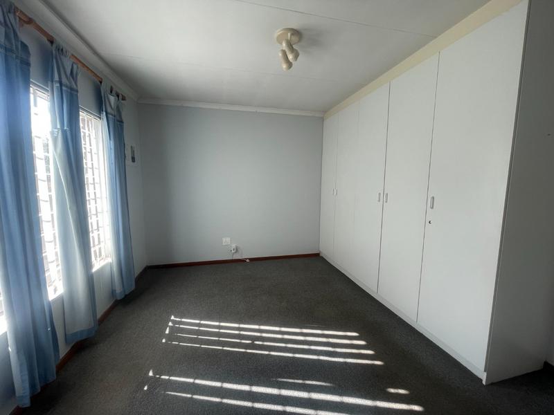 To Let 2 Bedroom Property for Rent in Noordheuwel Gauteng