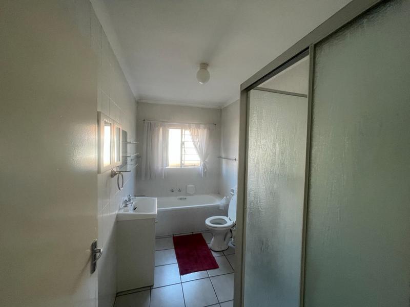 To Let 2 Bedroom Property for Rent in Noordheuwel Gauteng
