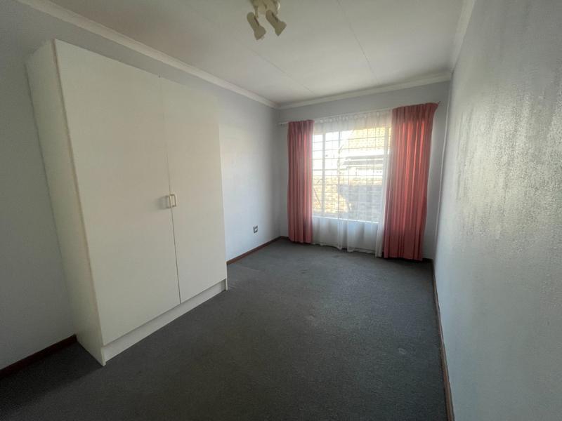 To Let 2 Bedroom Property for Rent in Noordheuwel Gauteng