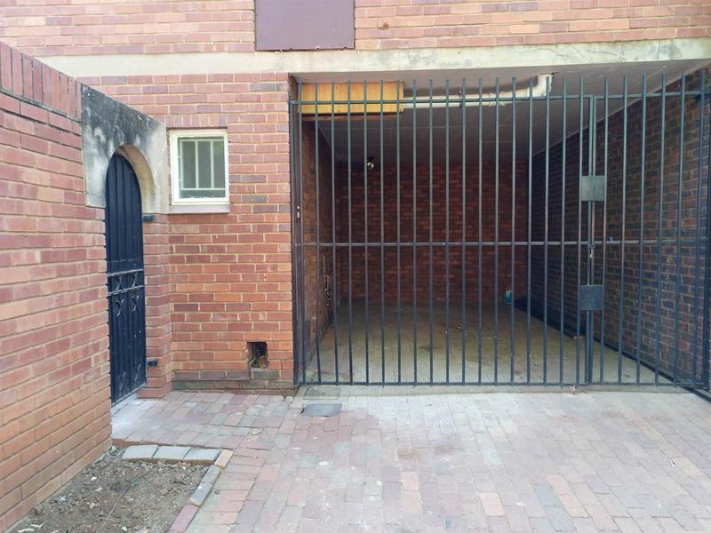 To Let 3 Bedroom Property for Rent in Hazelwood Gauteng