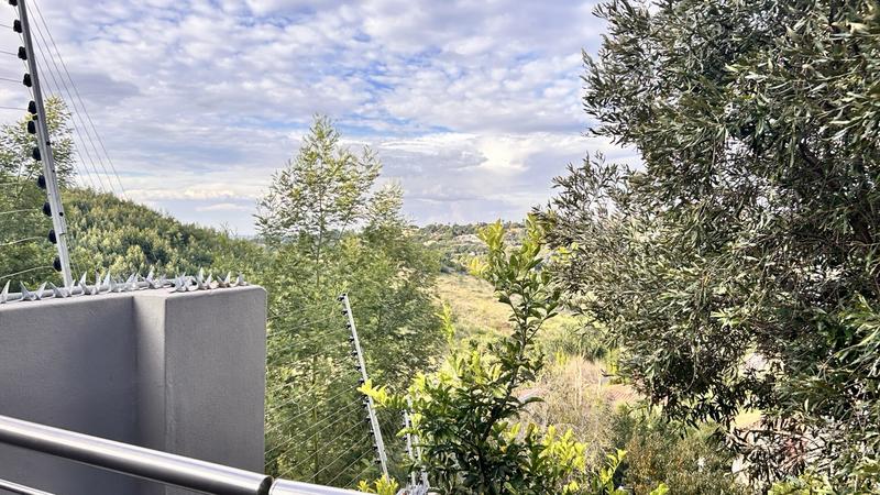 4 Bedroom Property for Sale in Waterkloof Ridge Gauteng