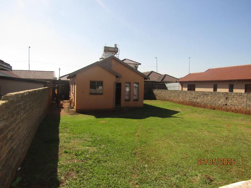 2 Bedroom Property for Sale in Vosloorus Gauteng