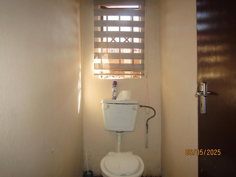 2 Bedroom Property for Sale in Vosloorus Gauteng