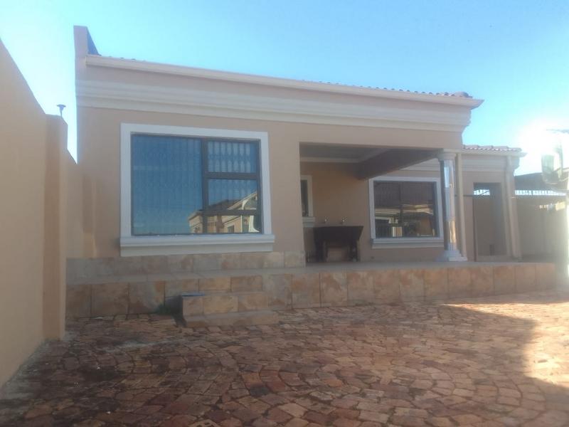 To Let 1 Bedroom Property for Rent in Palm Ridge Gauteng