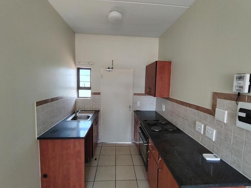 To Let 2 Bedroom Property for Rent in Kosmosdal Gauteng