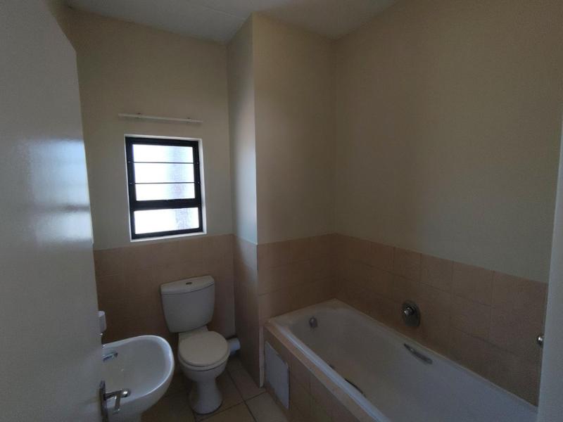 To Let 2 Bedroom Property for Rent in Kosmosdal Gauteng