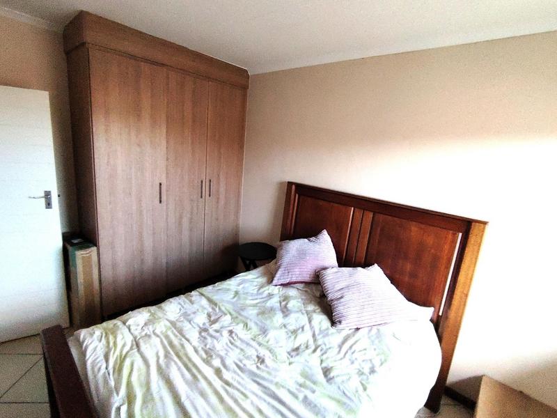 To Let 2 Bedroom Property for Rent in Monavoni Gauteng