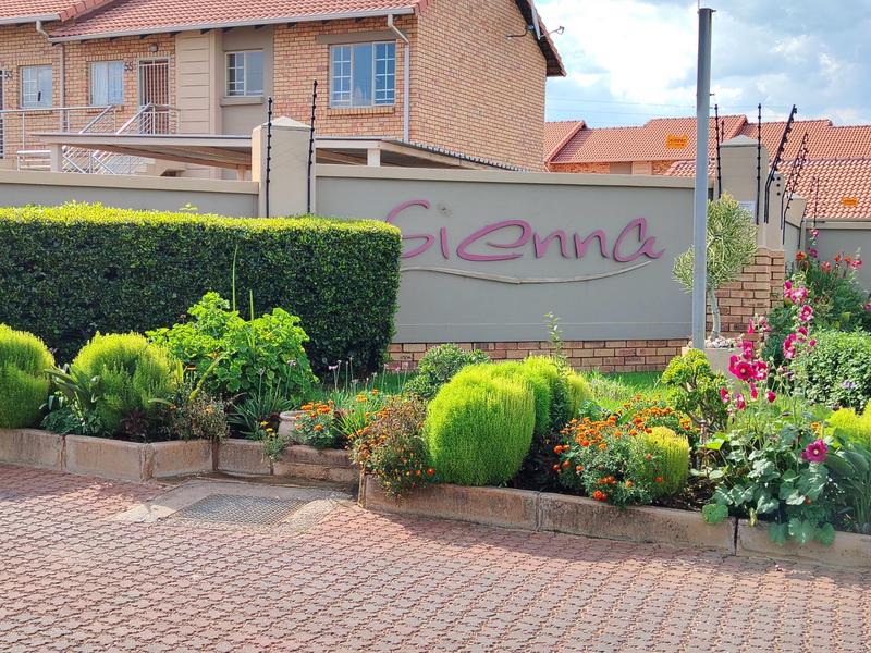 To Let 2 Bedroom Property for Rent in Monavoni Gauteng