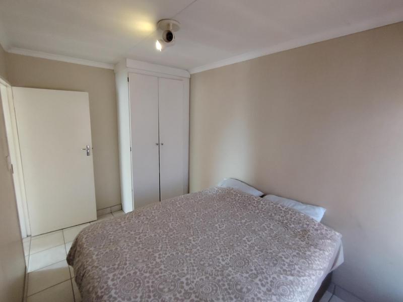 2 Bedroom Property for Sale in The Reeds Gauteng