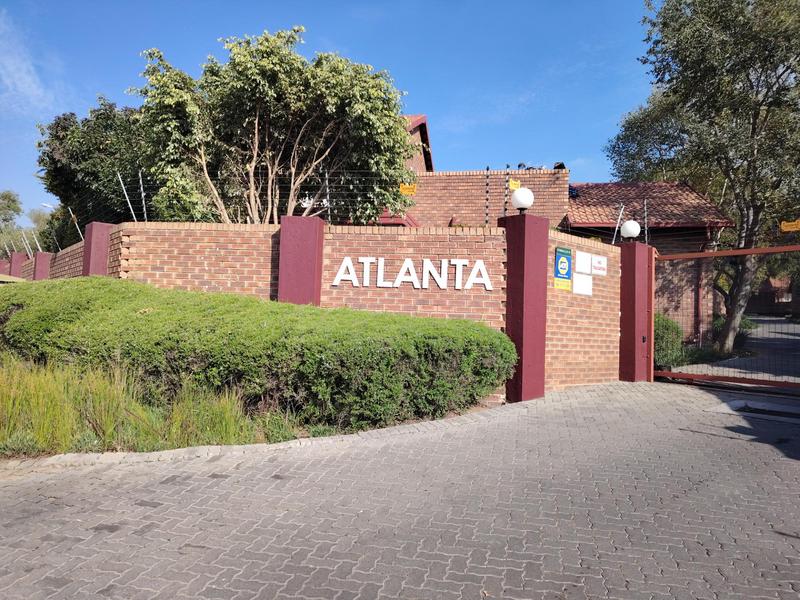 2 Bedroom Property for Sale in The Reeds Gauteng