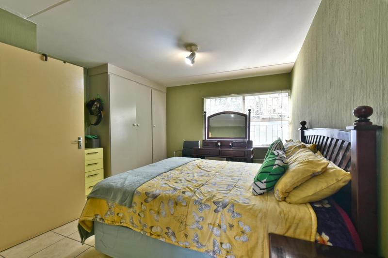 3 Bedroom Property for Sale in Oakdene Gauteng