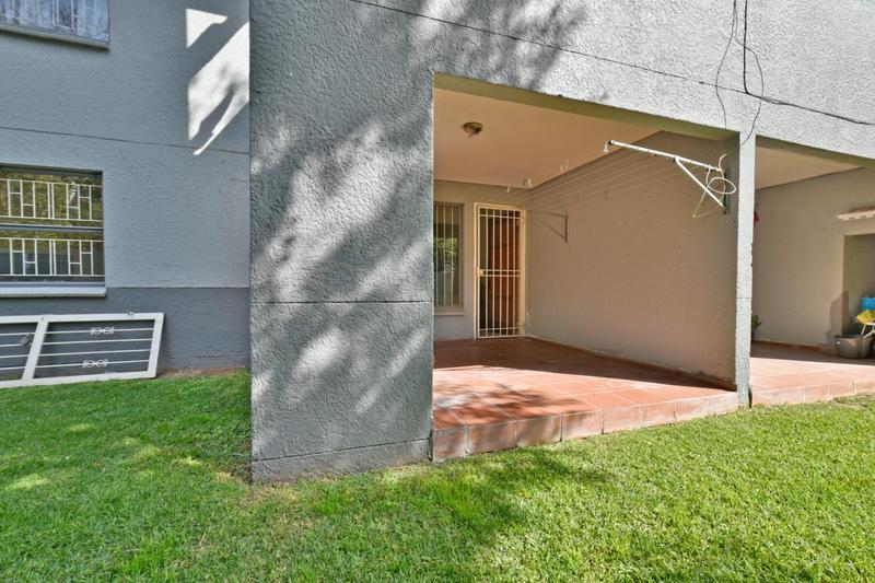 3 Bedroom Property for Sale in Oakdene Gauteng
