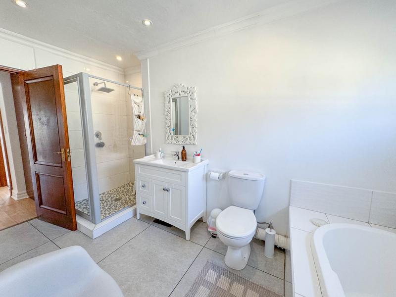3 Bedroom Property for Sale in Midstream Estate Gauteng