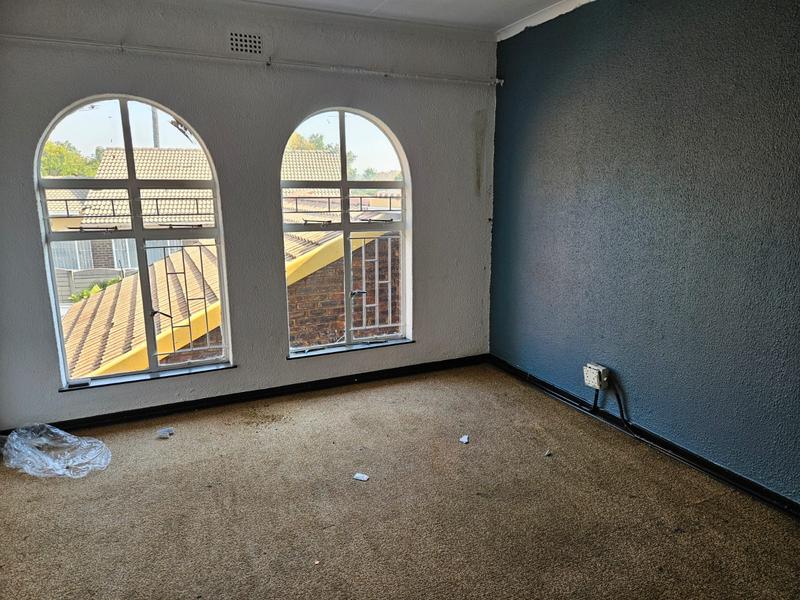 2 Bedroom Property for Sale in Norkem Park Gauteng