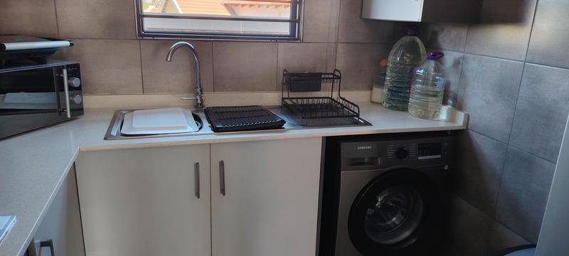 2 Bedroom Property for Sale in Groblerpark Gauteng