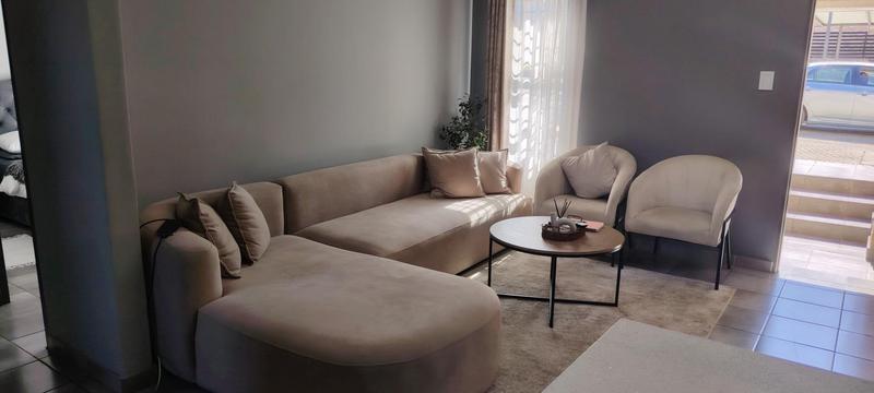 2 Bedroom Property for Sale in Groblerpark Gauteng