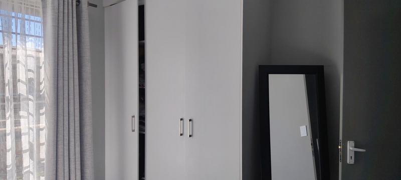 2 Bedroom Property for Sale in Groblerpark Gauteng