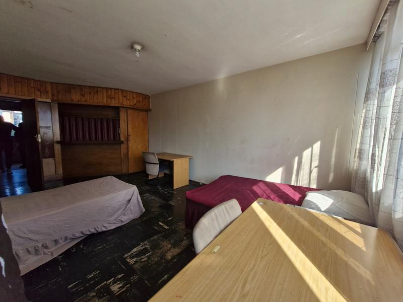 2 Bedroom Property for Sale in Braamfontein Gauteng