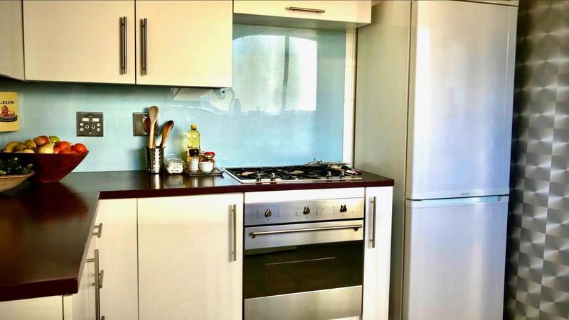 To Let 2 Bedroom Property for Rent in Illovo Gauteng