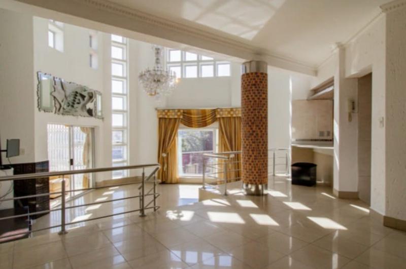 6 Bedroom Property for Sale in Bassonia Gauteng