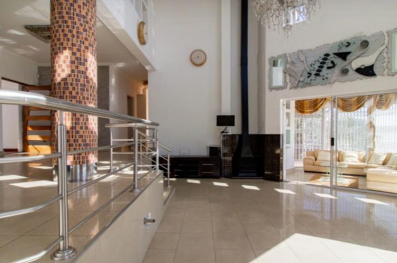 6 Bedroom Property for Sale in Bassonia Gauteng