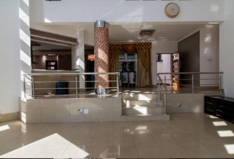 6 Bedroom Property for Sale in Bassonia Gauteng