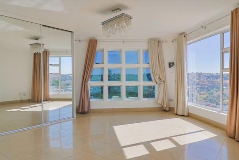 6 Bedroom Property for Sale in Bassonia Gauteng