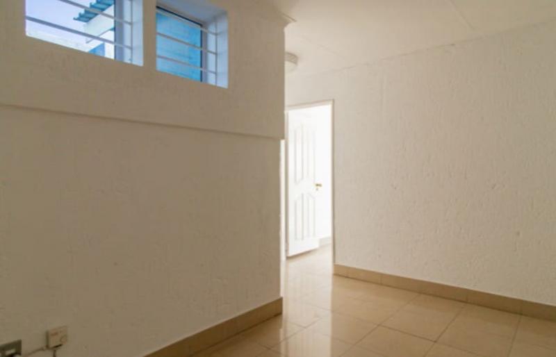 6 Bedroom Property for Sale in Bassonia Gauteng