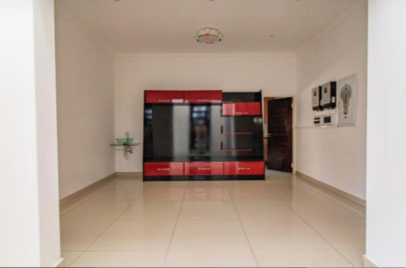 6 Bedroom Property for Sale in Bassonia Gauteng