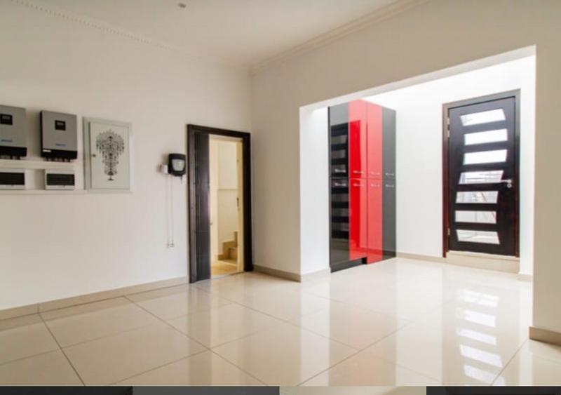 6 Bedroom Property for Sale in Bassonia Gauteng