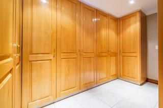 6 Bedroom Property for Sale in Bassonia Gauteng