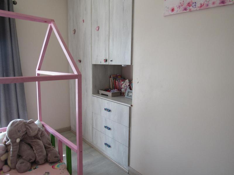 To Let 5 Bedroom Property for Rent in Savannah Country Estate Gauteng