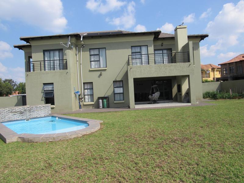 To Let 5 Bedroom Property for Rent in Savannah Country Estate Gauteng