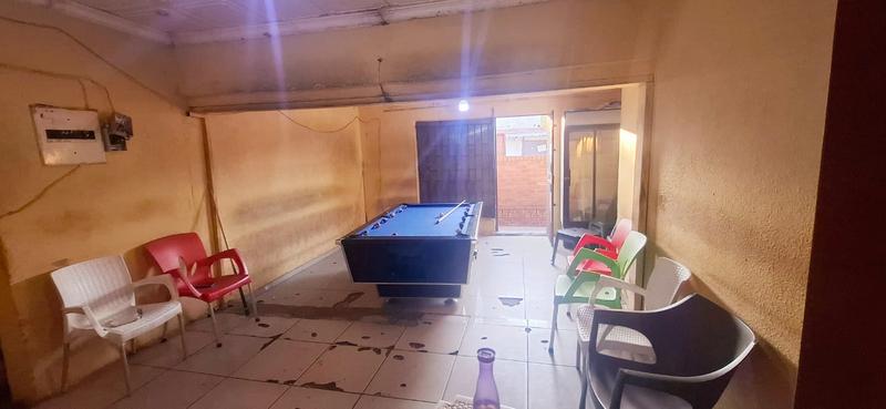 6 Bedroom Property for Sale in Tembisa Gauteng