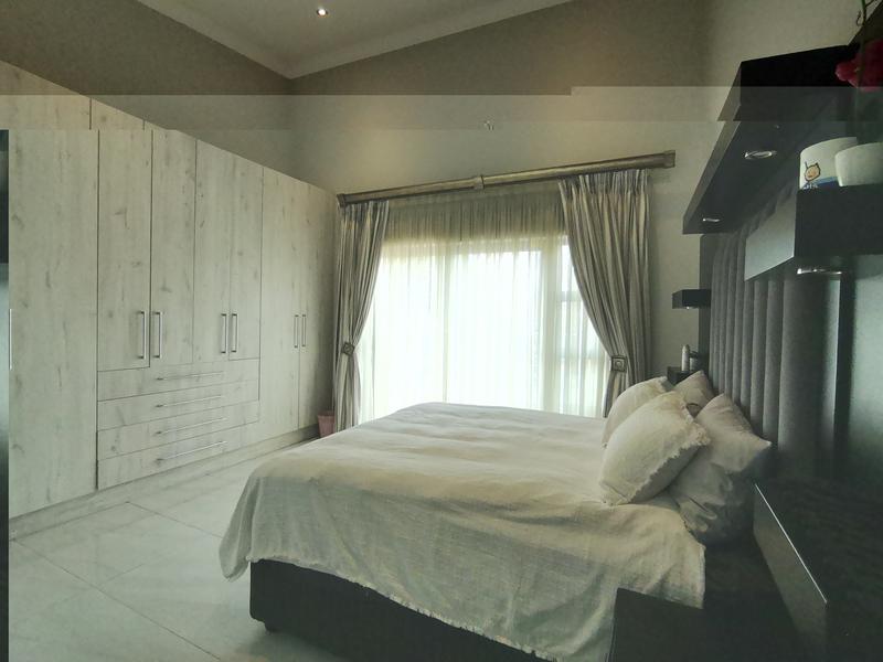 To Let 4 Bedroom Property for Rent in Bedfordview Gauteng