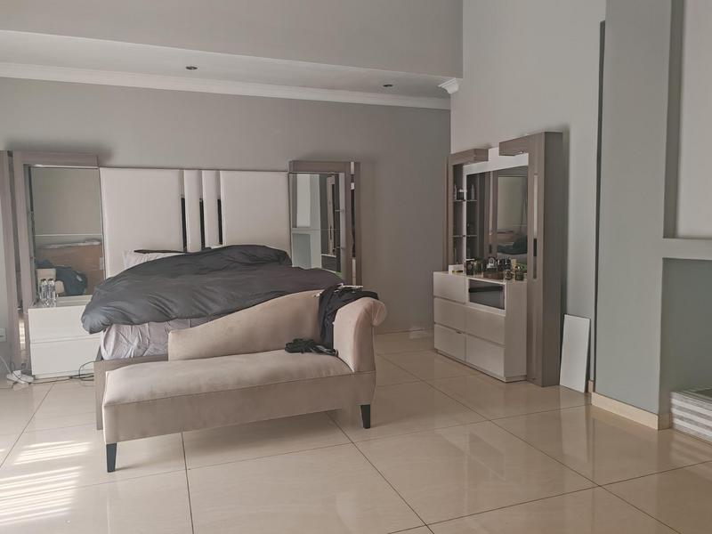 To Let 4 Bedroom Property for Rent in Bedfordview Gauteng