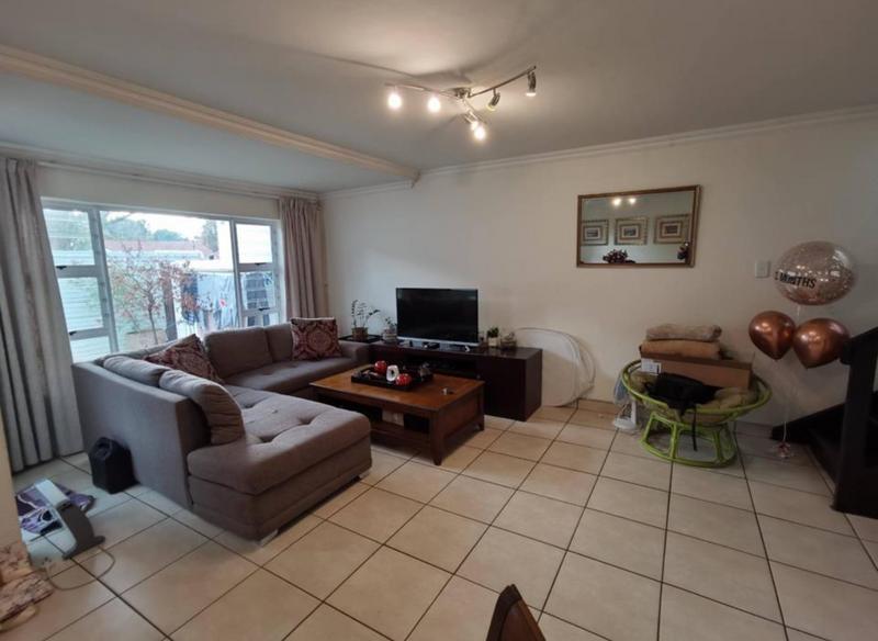 To Let 2 Bedroom Property for Rent in Glenhazel Gauteng