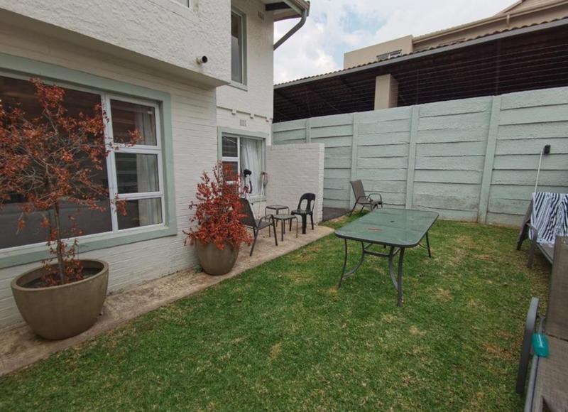 To Let 2 Bedroom Property for Rent in Glenhazel Gauteng