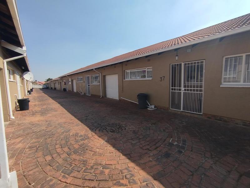 3 Bedroom Property for Sale in Parkrand Gauteng