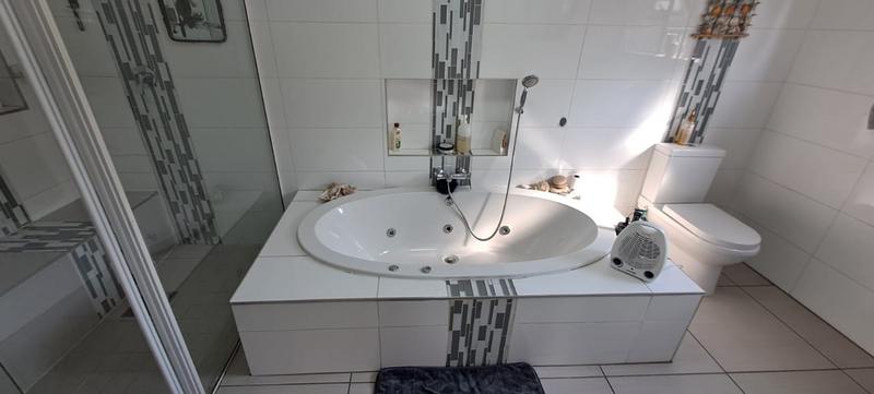 0 Bedroom Property for Sale in Ravenswood Gauteng
