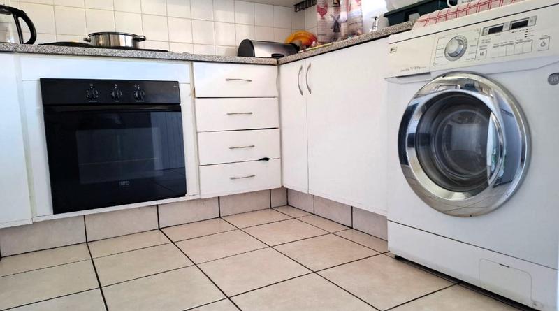 2 Bedroom Property for Sale in Ravenswood Gauteng
