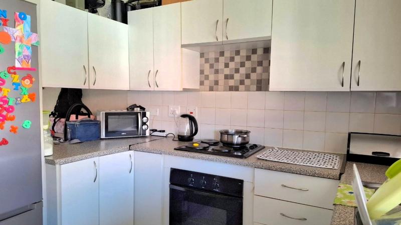 2 Bedroom Property for Sale in Ravenswood Gauteng