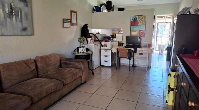 2 Bedroom Property for Sale in Ravenswood Gauteng